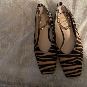 Vince Camino ankle chain tiger print flat shoes